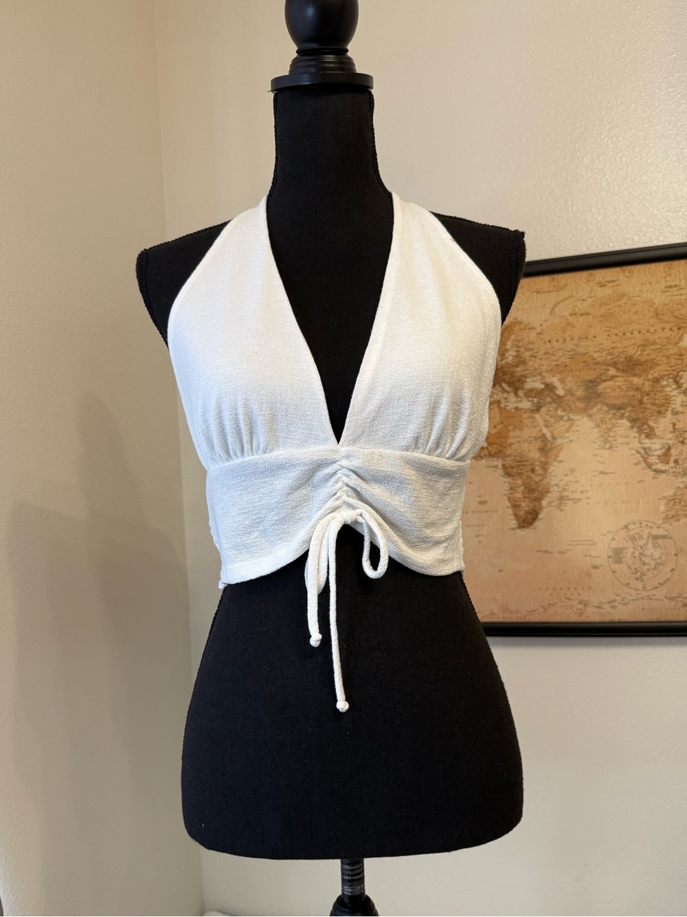 Windsor white halter top size large